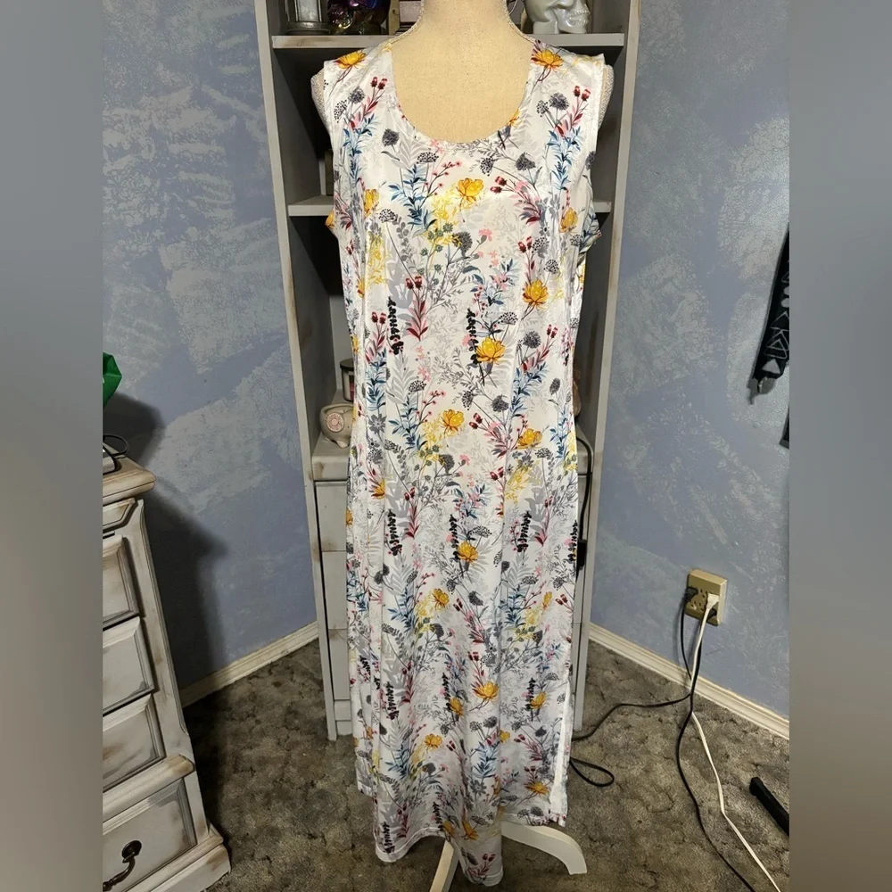 Papillon Floral Sleeveless Maxi Dress White Yellow Blue Size Large - Picture 4 of 10